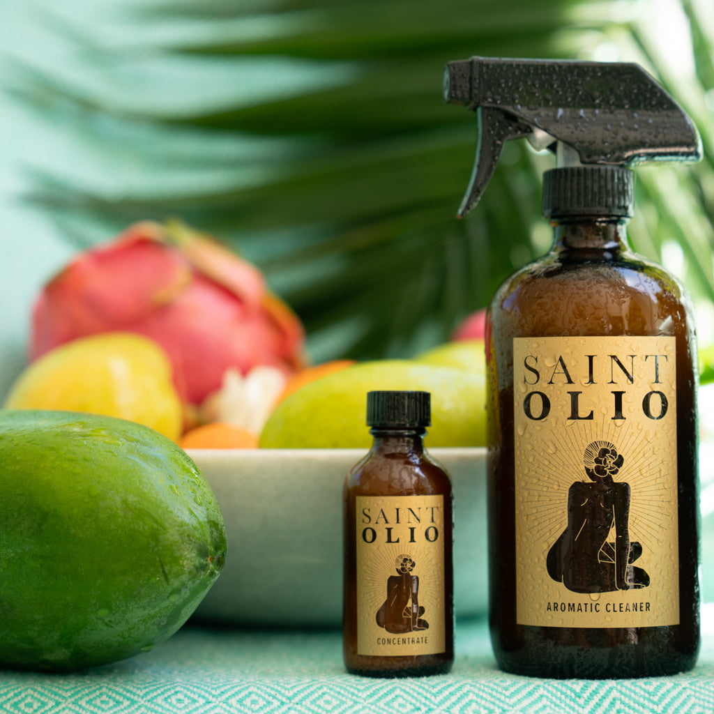 Saint Olio Cala Aromatic Cleaner and Concentrate refill with tropical fruit
